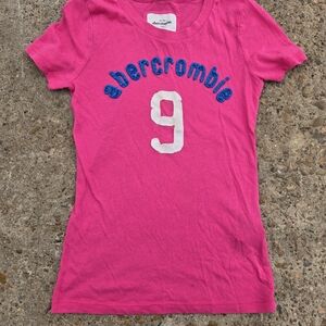 Vintage Y2K Girls Abercrombie logo shirt size Small